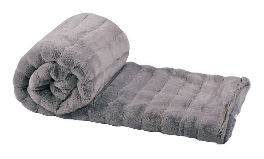 Image 2: Super Soft Sherpa Blanket Fleece 60x80 Lightweight Cozy Couch Bed Blankets