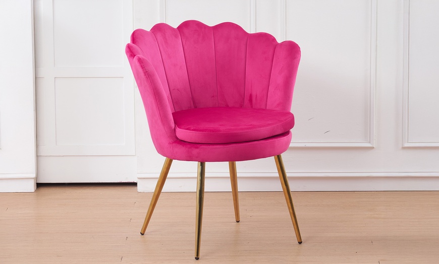 Image 19: Fluwelen schelp fauteuil