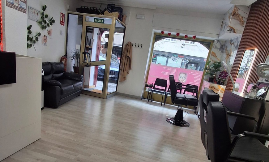 Image 5: Limpieza facial con masaje y opción a depilación de cejas y labio