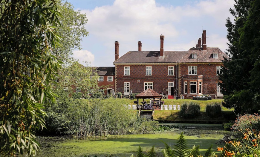 Image 2: Shropshire: Classic Double Room with Breakfast