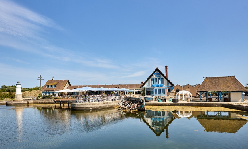 Image 7: Entrée, plat et dessert à la carte pour 2 ou 4 personnes