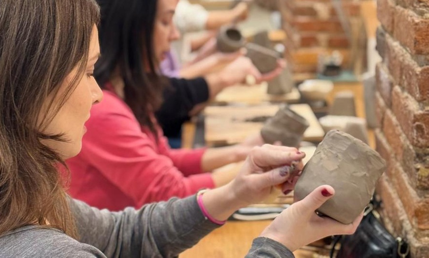 Image 9: Taller de cerámica privado de 3 horas para grupos de 6 u 8 personas