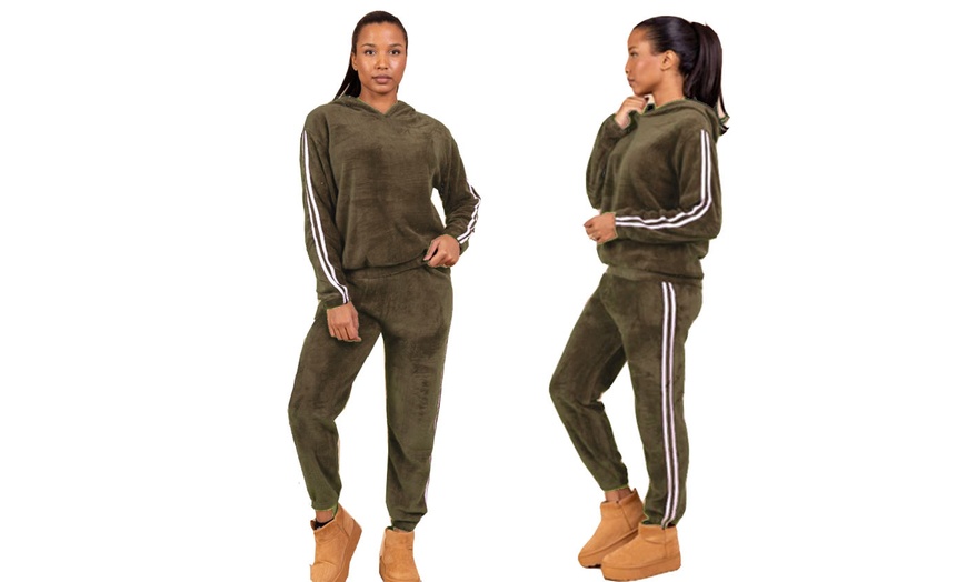 Image 4: Soft Touch Velour Hooded Loungewear Suit