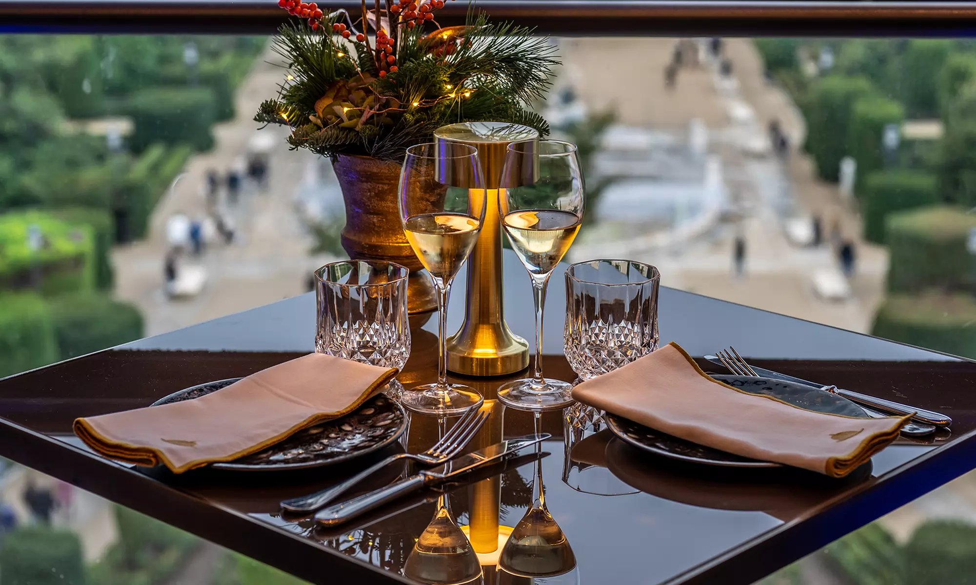 Menú para 2 o 4 personas en Papagena - Teatro Real by Ramón Freixa