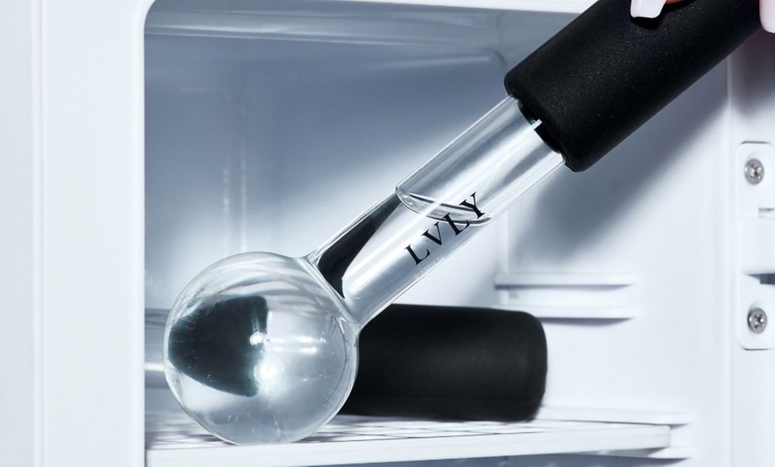 Image 3: LVLY 2er-Set kühlende Kosmetikkugeln