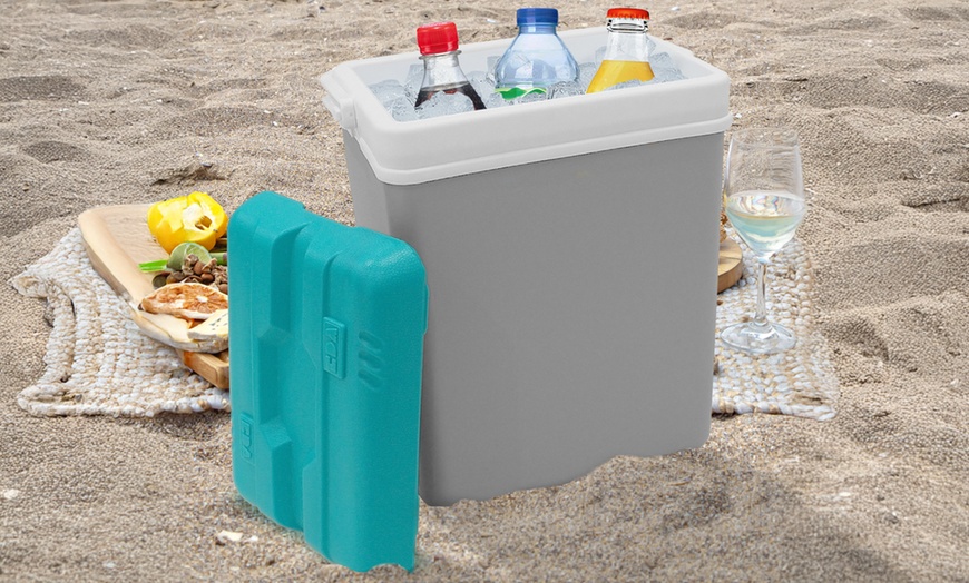 Image 35: Insulated Cooler Ice Box and Optional Ice Blocks 15L, 24L, 35L
