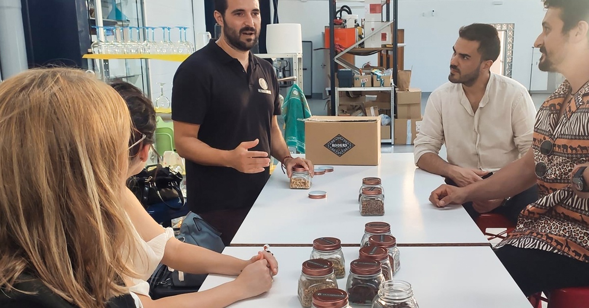 Visita a destilería y cata de ginebras en Valencia