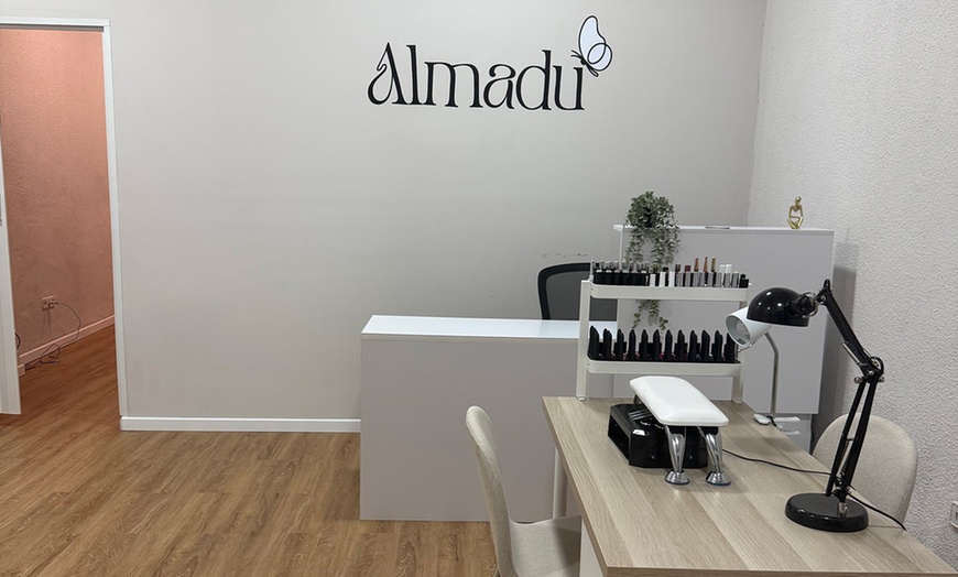 Image 3: Limpieza facial profunda con tratamiento a elegir