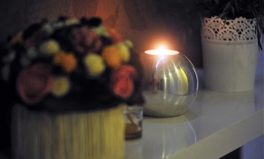 Image 6: Masaje de 60 minutos a elegir entre distintas técnicas para 1 persona