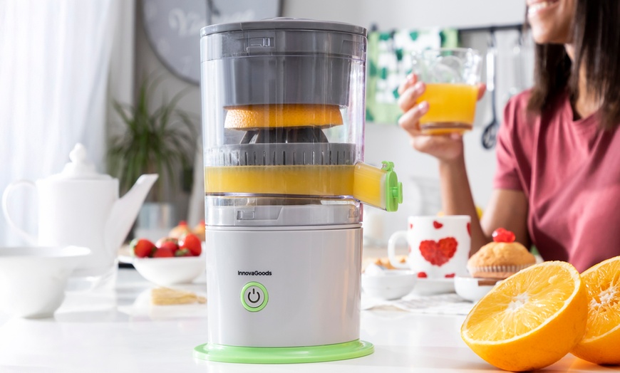Image 6: Exprimidor automático recargable Juisso InnovaGoods