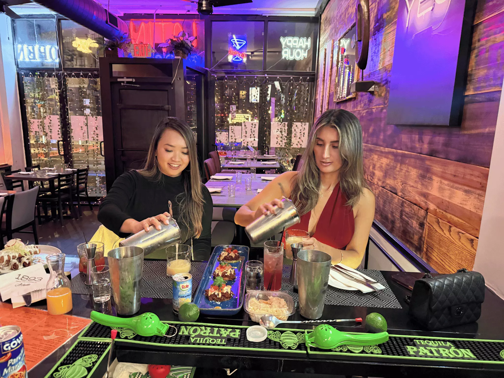 Craft Unique Cocktails with a Mixology Experience for 1, 2 or 4