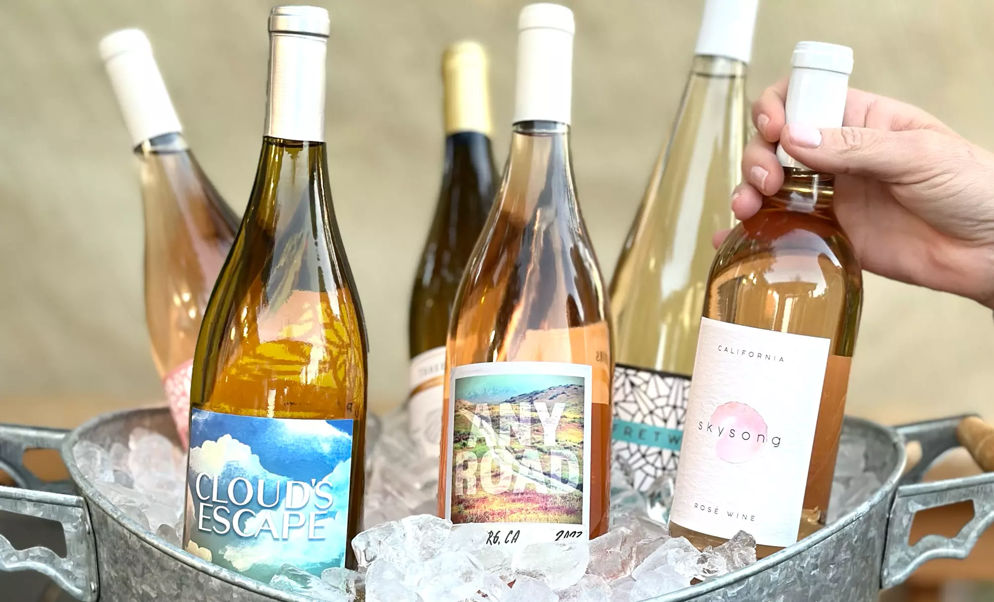 Mother's Day Wine Gift: Up to 77% Off 6 Bottles of Sweet Wine