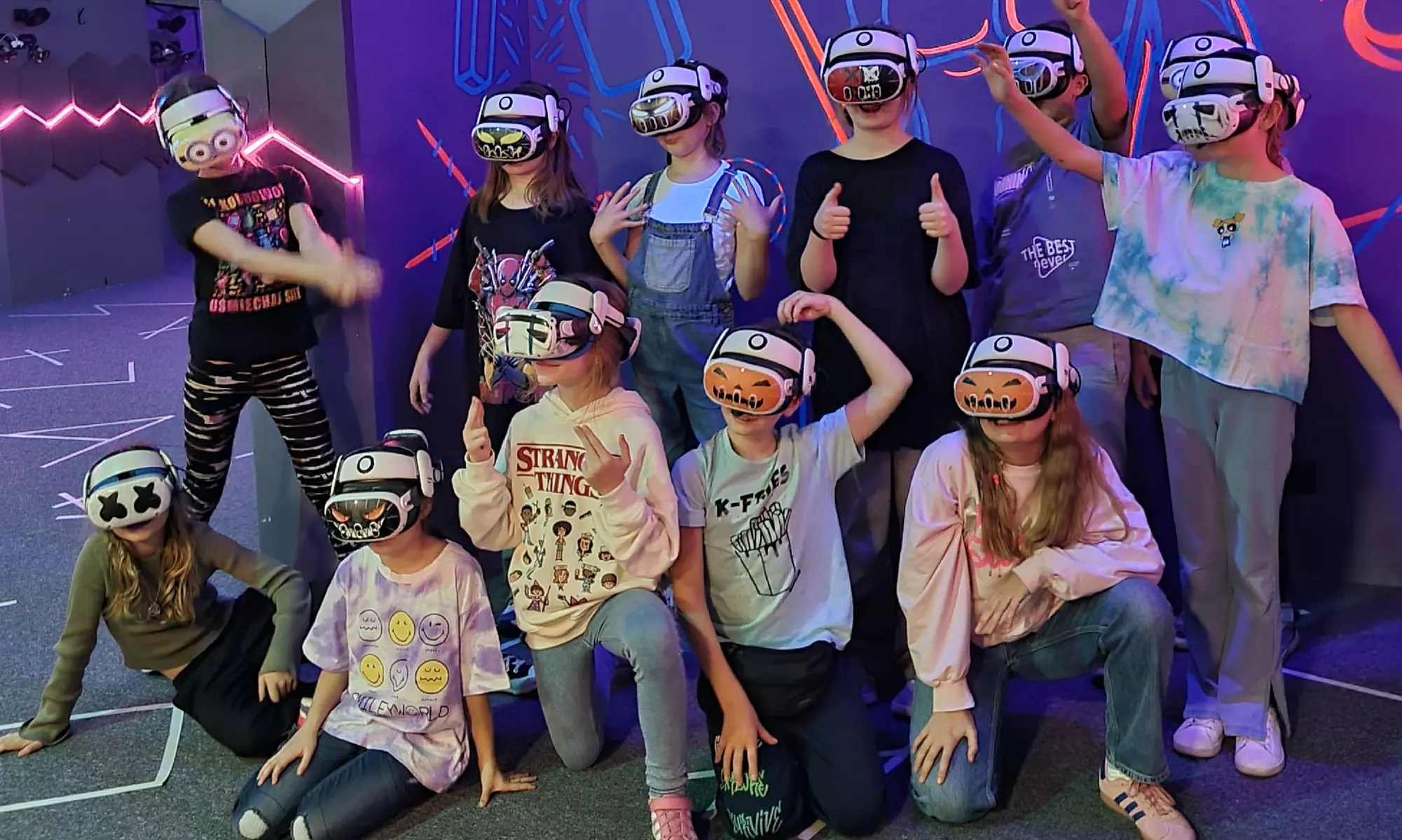 Zanurz się w wirtualnym świecie – 2 godziny emocji w NeoVR