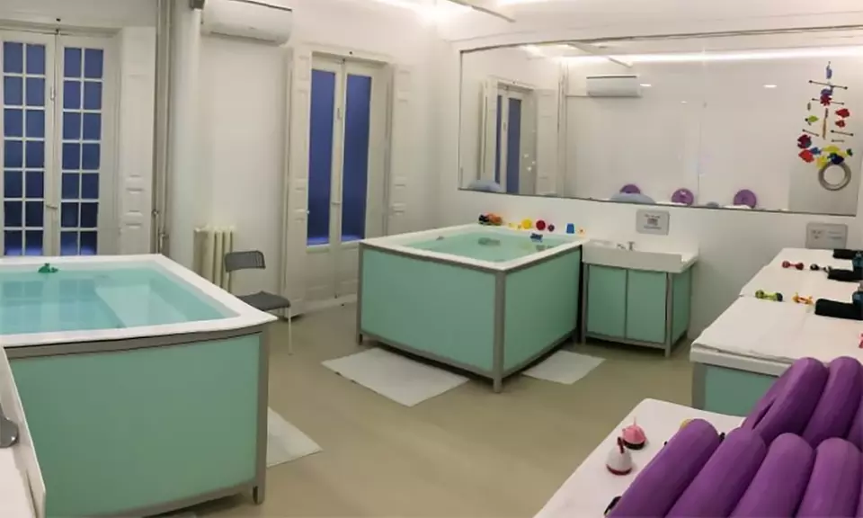 Spa para bebé con sesión de hidroterapia y opción a masaje