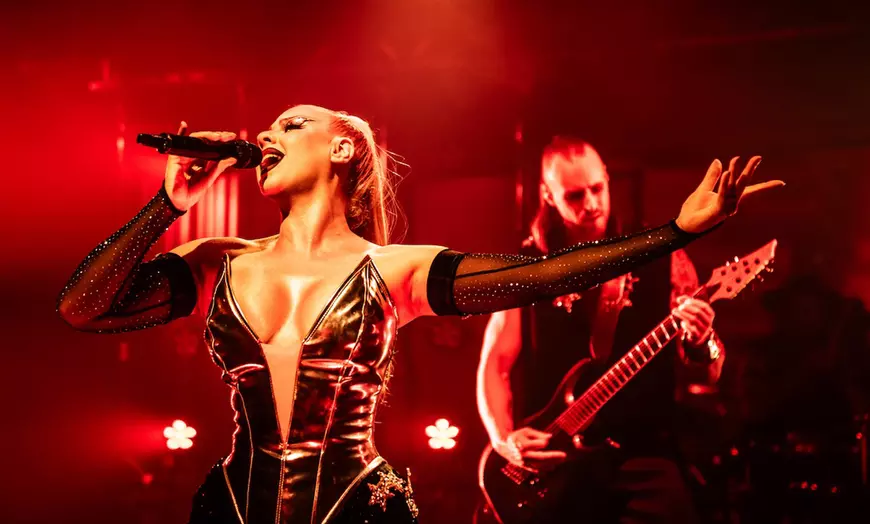 Image 3: Dracula's Gold Coast Show: 3-Course Dinner & Live Entertainment