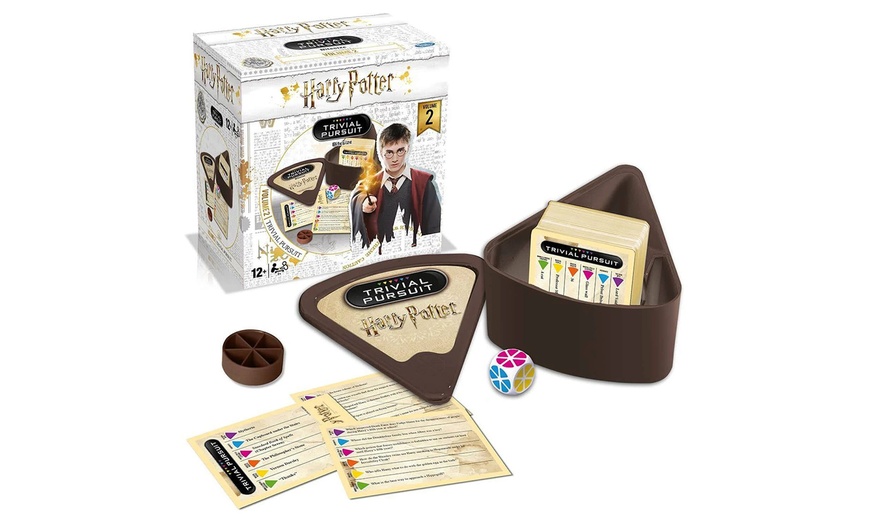 Image 1: Harry Potter Trivial Pursuit Volume Two