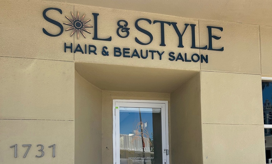 Image 4: Up to 51% Off on Salon - Blow Dry / Blow Out at Sol And Style Hair and Beauty Salon
