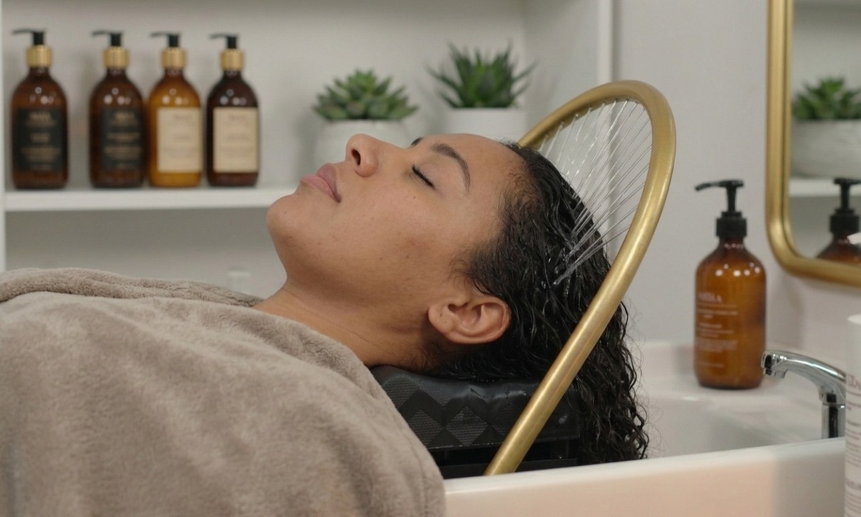 Massage bien-être avec head spa en option ou aux pierres chaudes