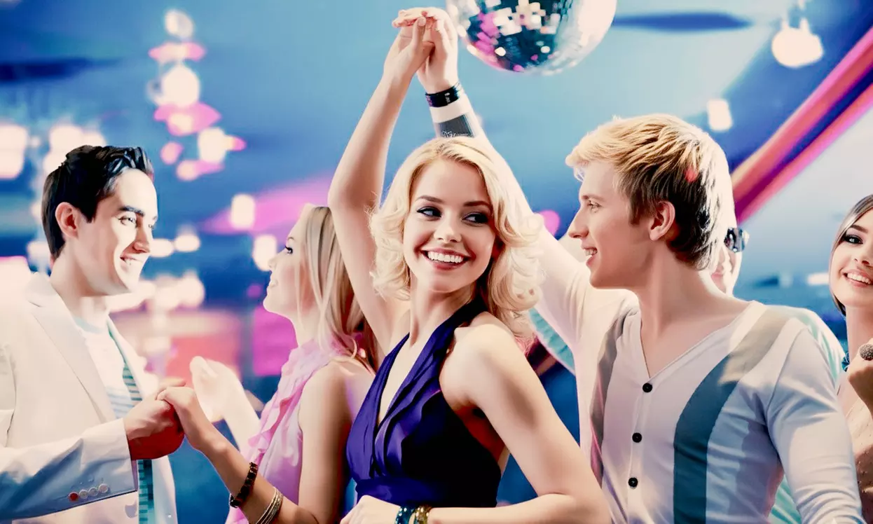 Pompano Beach: Salsa or Ballroom One Month of Group Classes Membership