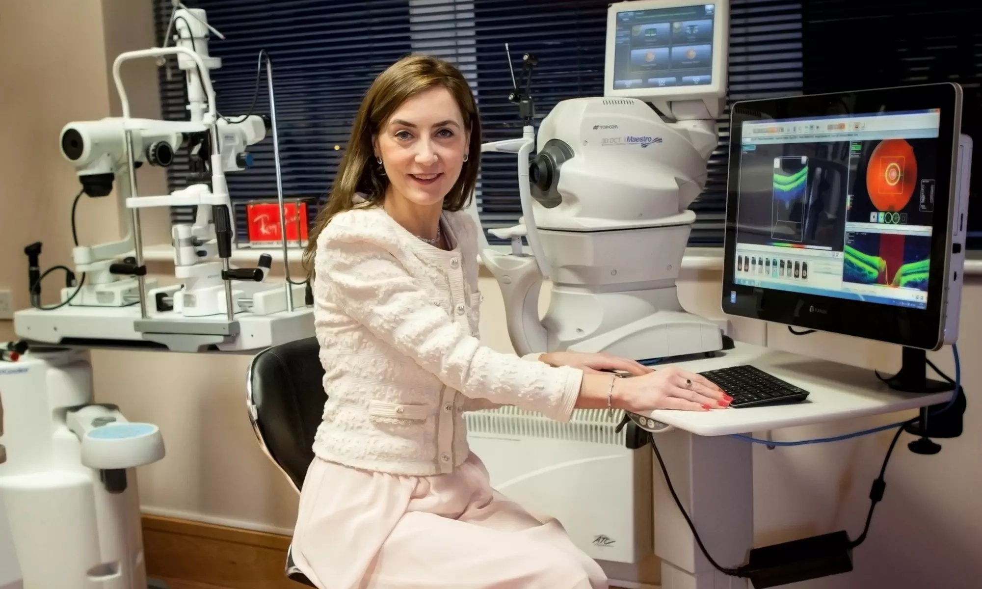 Eye Test Or Contact Lens Test & €125 Towards Glasses Or Sunglasses