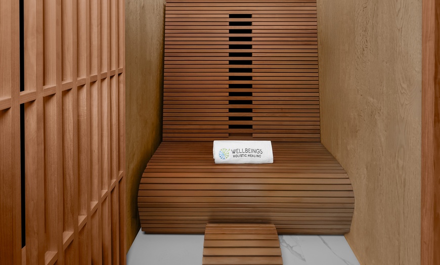 Image 2: 5* Luxurious Spa Retreat: Relax with 60 or 90-Minute Spa Treatments