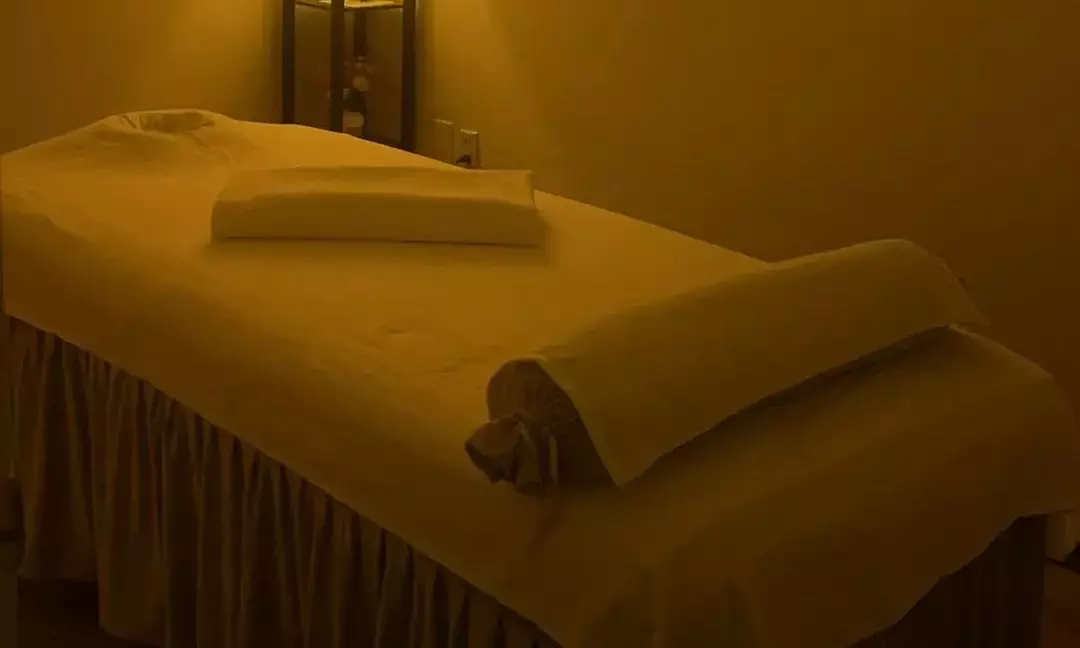 Up to 55% Off on Full Body Massage at Z&S foot SPA