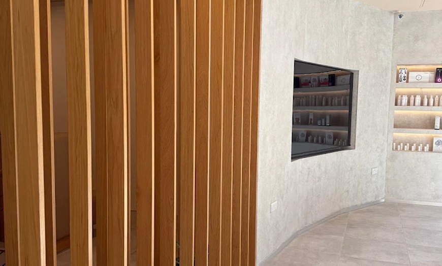 Image 6: One, Two, Three or Six Sessions of Choice of 60-Minute Facial