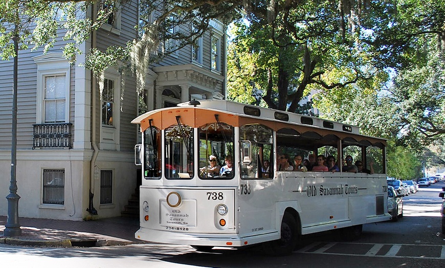 Image 2: Discover Savannah’s Story on a 75-Minute Narrated Trolley Tour
