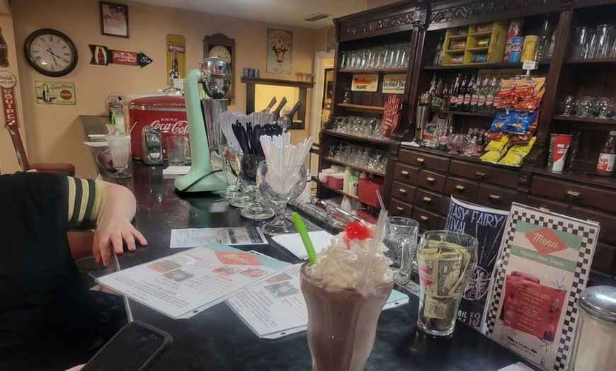 Image 6: Your Choice of 1, 2 or 4 Combos & Ice Creams for 1, 2 or 4 People