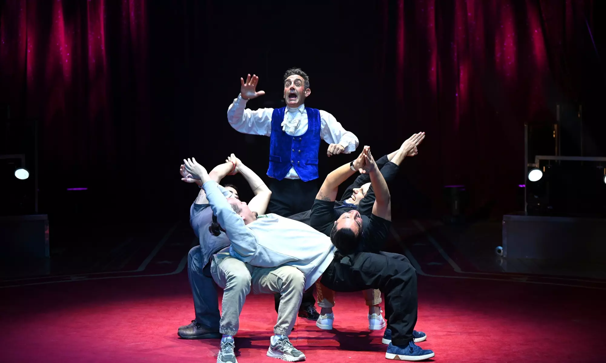 Entrada oro o plata para niño o adulto al espectáculo "Viva el circo"