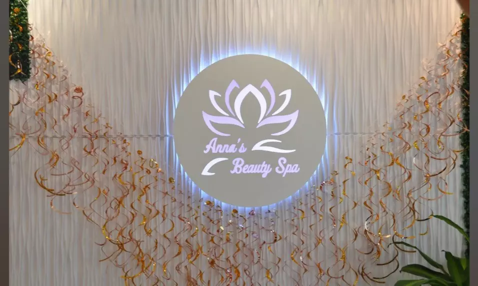 Revitalize w/ 60-Minute Classic or 90-Minute Signature Scalp Treatment