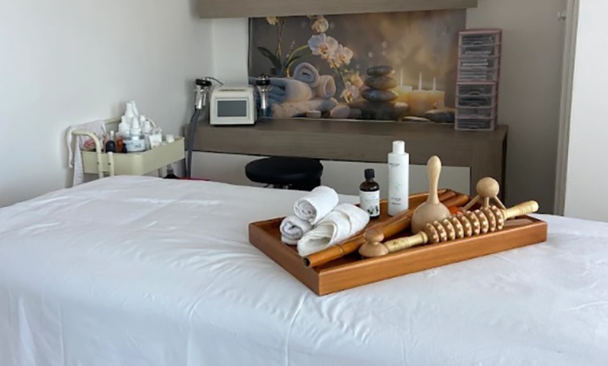 Image 3: Ritual de masaje a elegir con exfoliación, aromaterapia y aceites