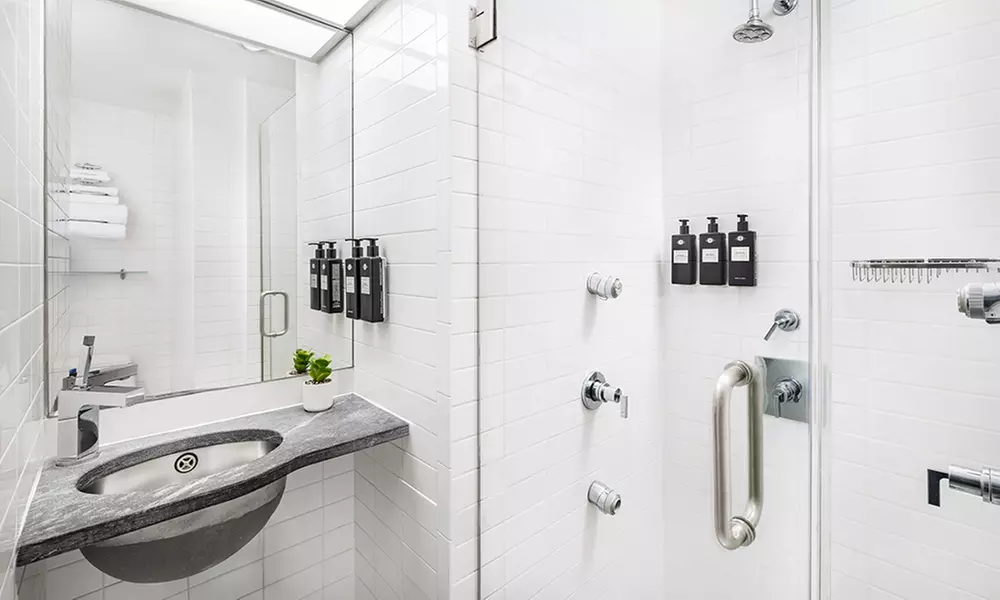 Prime Midtown Location with Stylish Rooms and Easy City Access