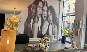 Semi-permanent renfort ou gel capsules mains au salon Derma Skin Lyon (jusqu'à 57% de remise)