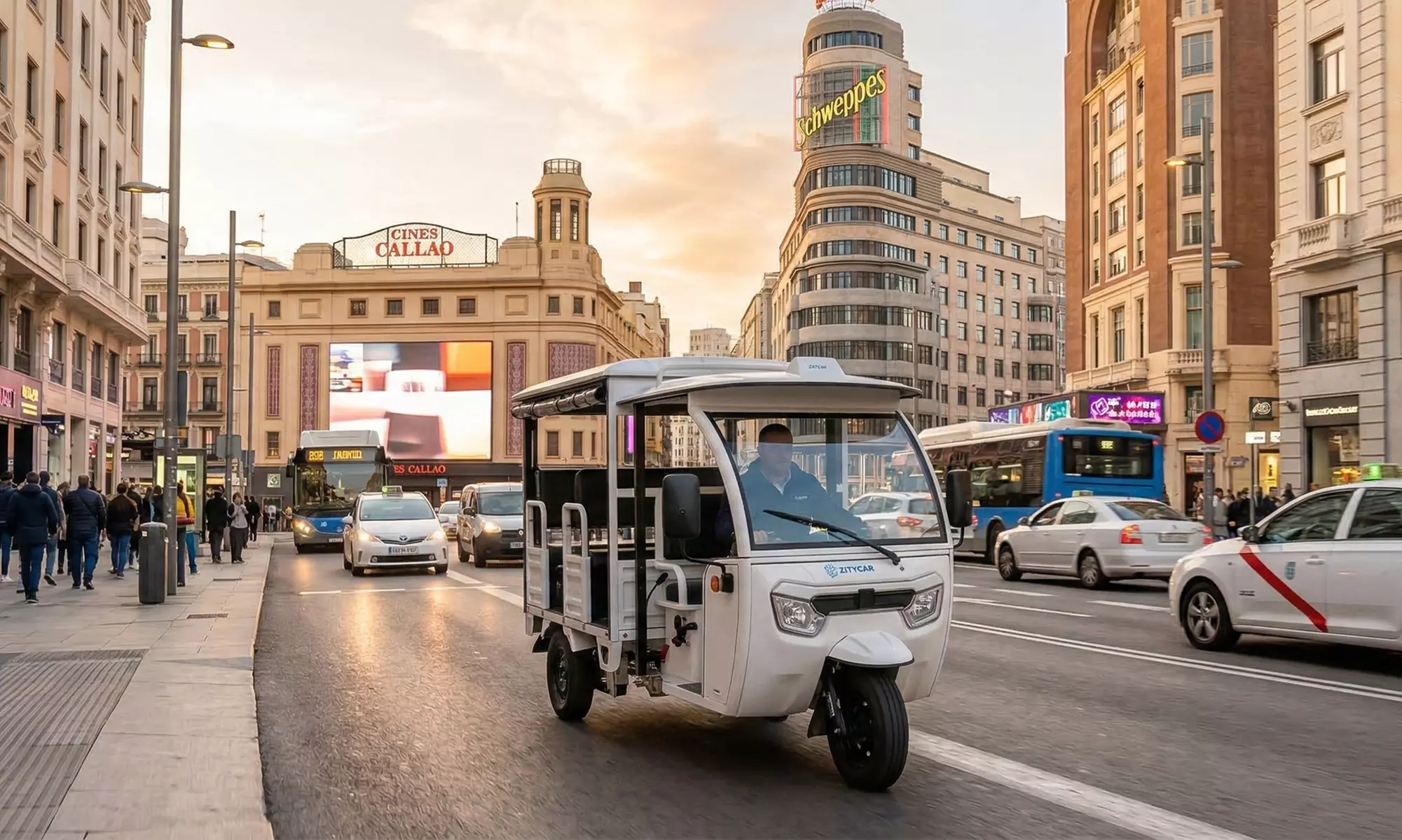 Tour tuk tuk eléctrico Madrid 1 hora o 2 horas en grupo o privado