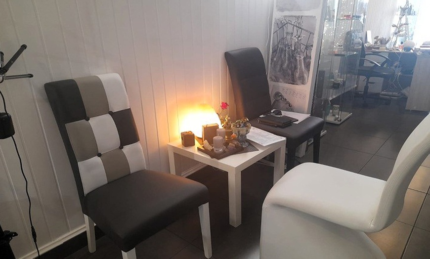 Image 4: Hasta 9 sesiones reductoras de cavitación, electroestimulación y preso 