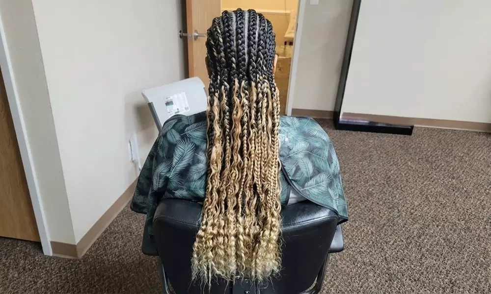 Knotless Braids: Large, Medium & Small Size Options