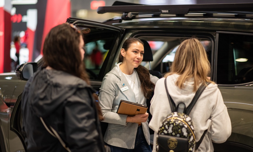 Image 3: General Admission to New York International Auto Show