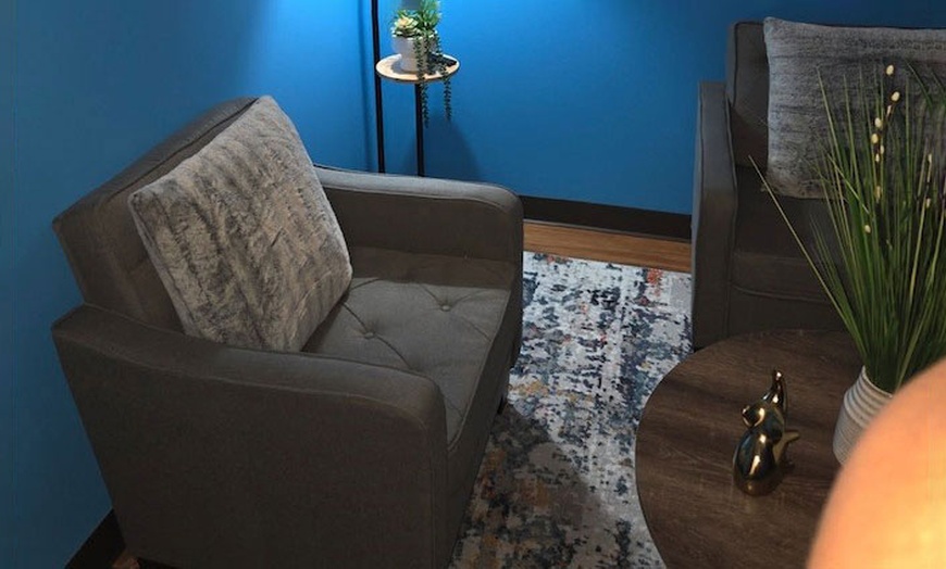 Image 5: Get 60- or 90-Minute Deep Tissue Massage