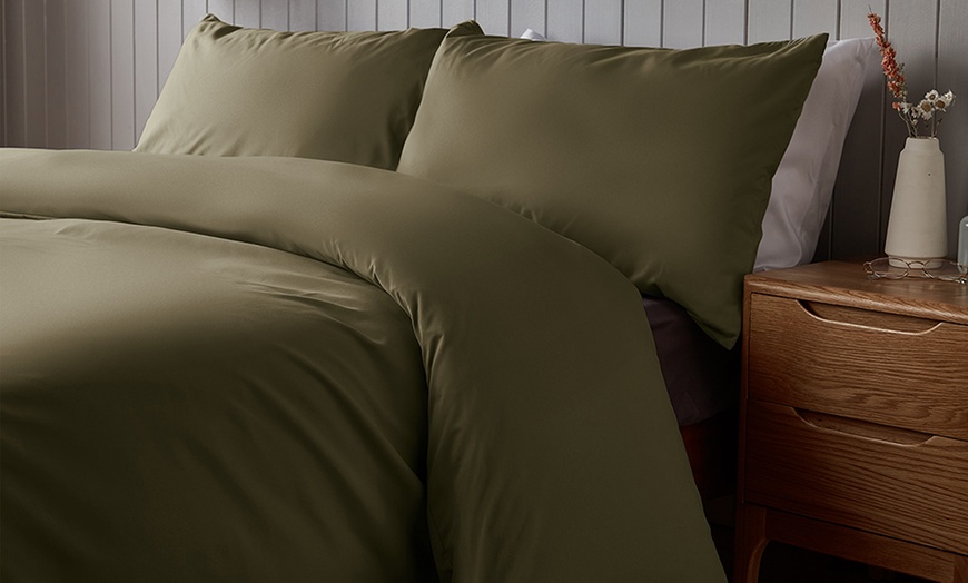 Image 26: Silentnight Supersoft Duvet Set