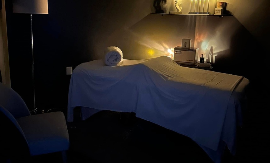 Image 3: Relax with 60-Minute or 90-Minute Swedish or Relaxation Massage