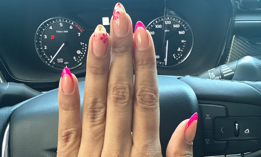 Image 2: Up to 37% Off on Manicure - Shellac / No-Chip / Gel at House Of Beauty DaySpa