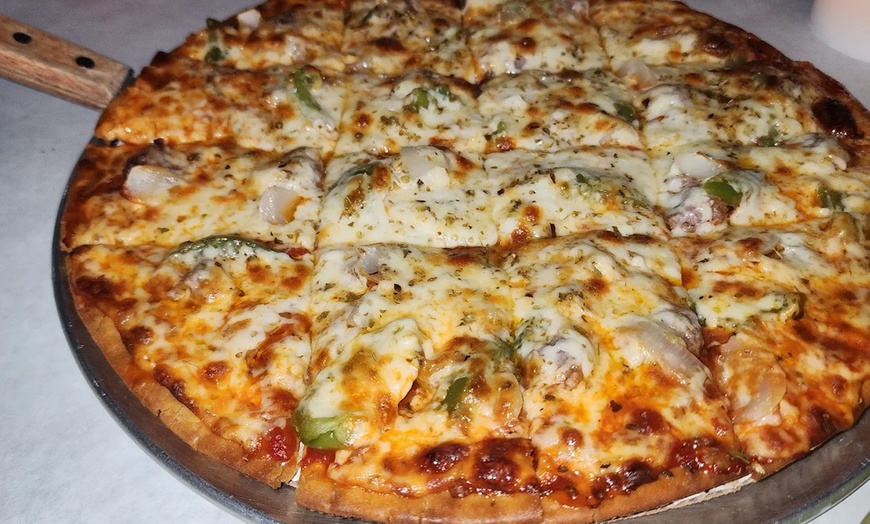 Image 3: Delight with $70 or $100 Worth of Food & Drinks