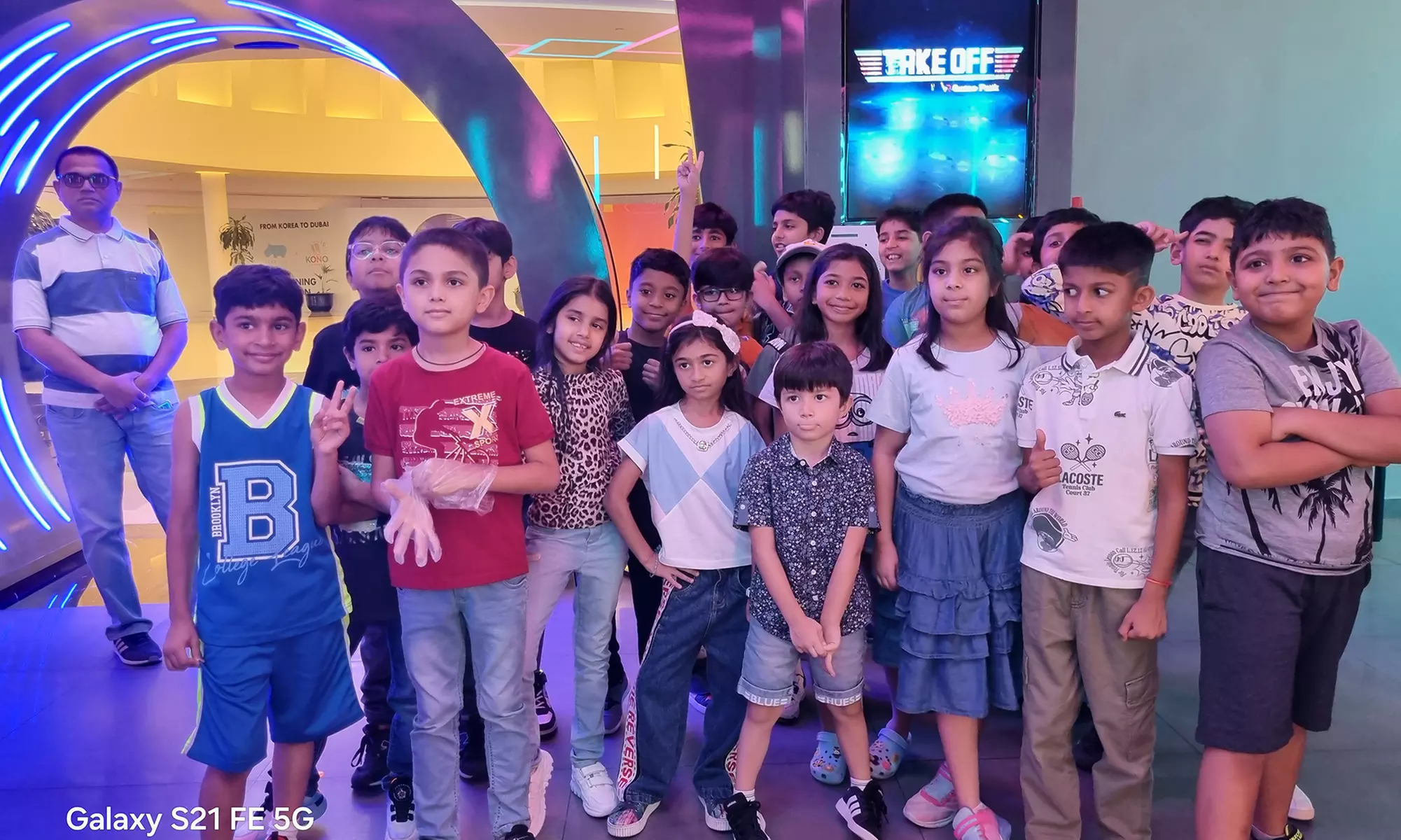 Exciting Two-Hour VR Birthday Experience for Up to 10 or 20 Kids