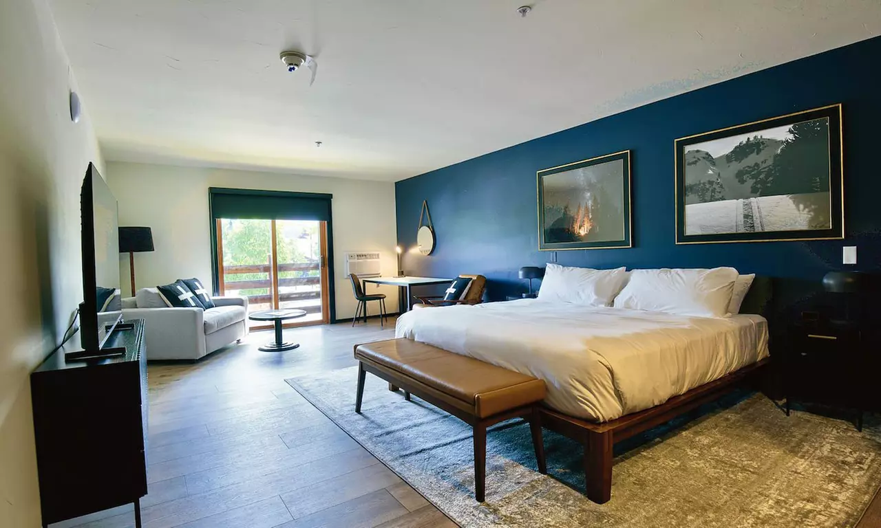 Modern Mountain Basecamp in Big Sky Near the Slopes and Village