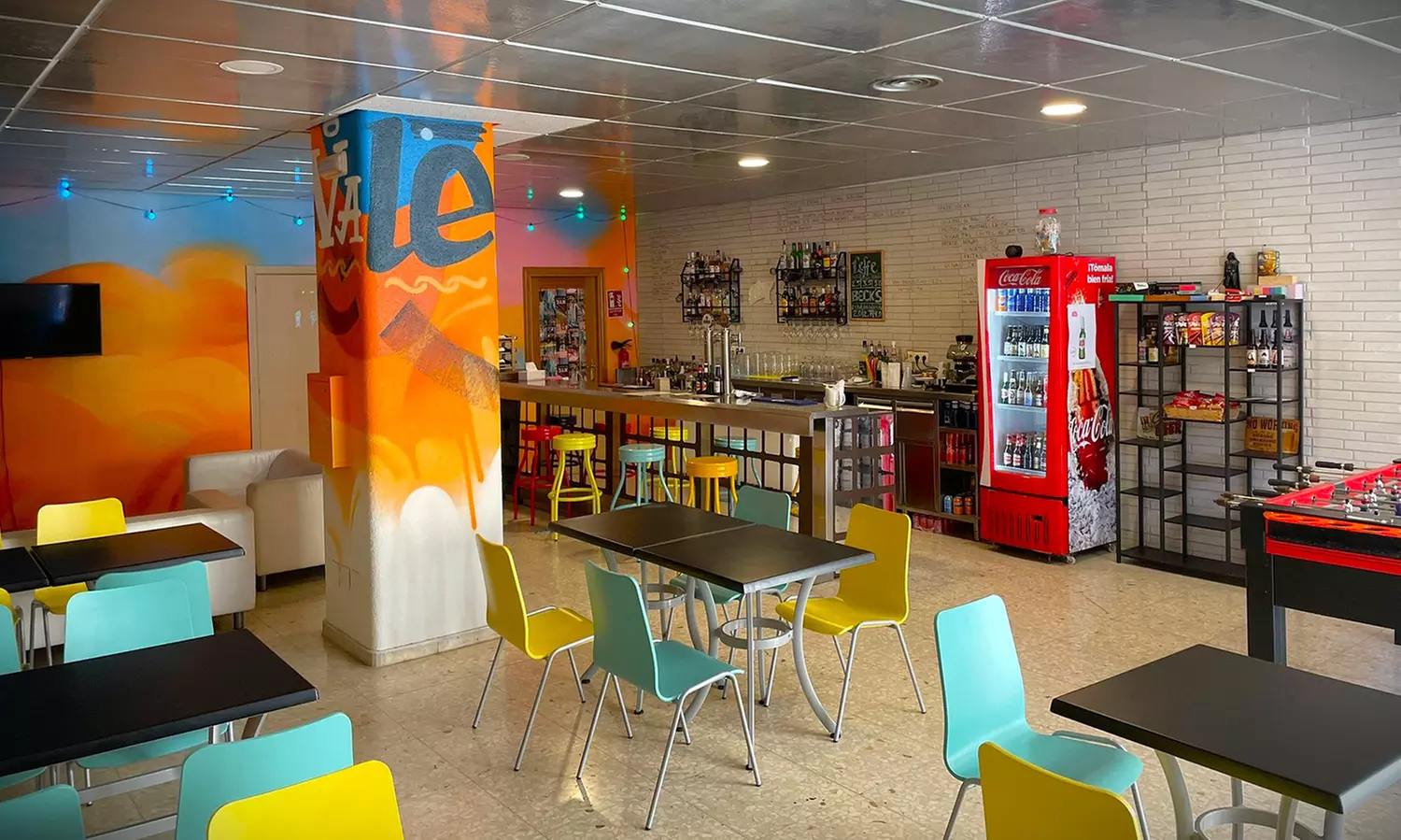 Copas o cócteles a elegir con picoteo para 2 o 4 personas