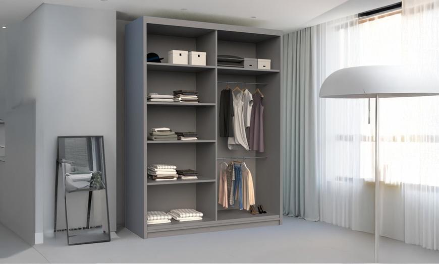 Image 6: Chelsea Sliding Mirror Wardrobe