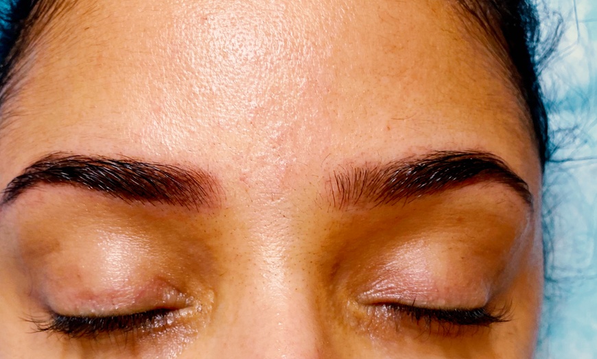 Image 4: Effortless Beauty with Eyebrow, Eyeliner, and Lip Blush Tattoo!