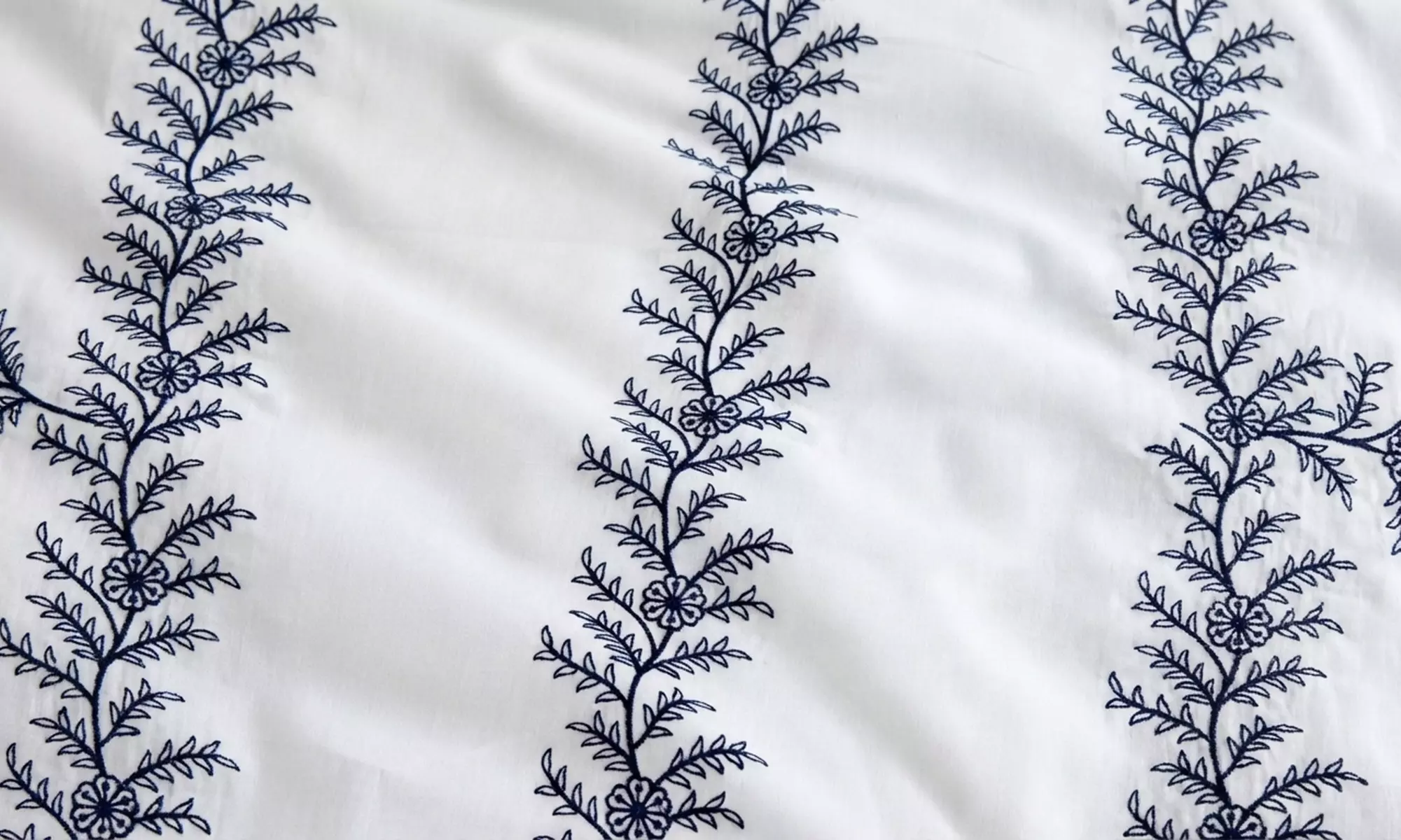 Ellie Embroidered Botanical Duvet Set