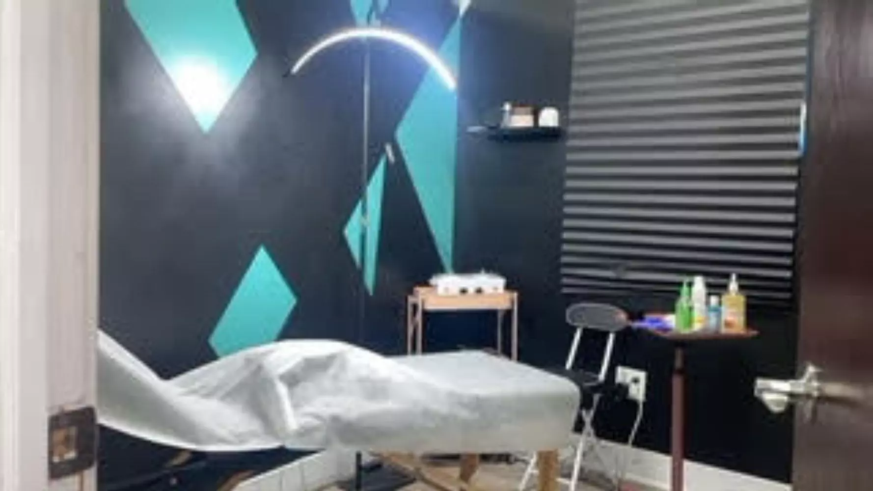 One, Three, or Five 60-Minute Brazilian Wax Sessions for One Person